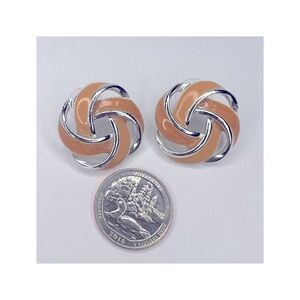 Vintage 80’s enamel earrings